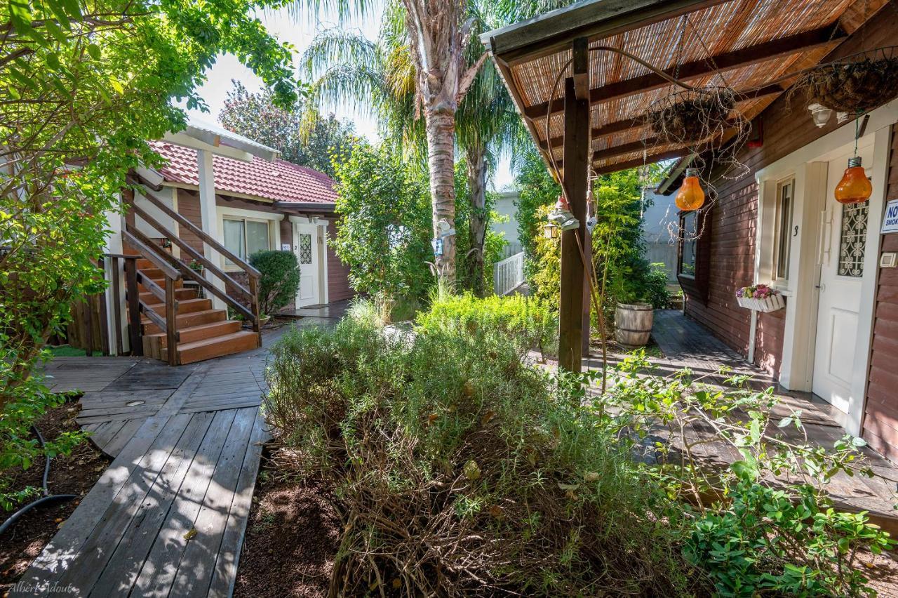 Villa Ahavtia - לזוגות ומשפחות Had Nes Exterior foto