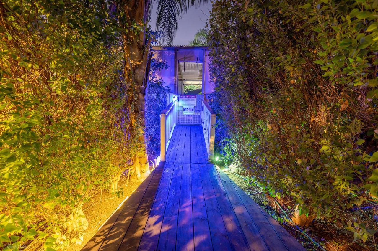 Villa Ahavtia - לזוגות ומשפחות Had Nes Exterior foto